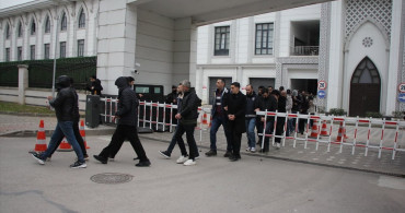 Kocaeli Merkezli Siber Dolandırıcılık Operasyonu: 25 Zanlı Adliyeye Sevk Edildi