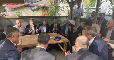 Kocaeli Valisi Aktaş, Yangında Hayatını Kaybeden İşçilerin Ailelerini Ziyaret Etti