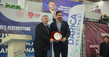 Kocaeli'de 17 Yaş Altı Türkiye Güreş Şampiyonası Devam Ediyor