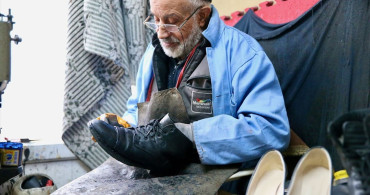 Kocaeli'de 45 Yıldır Ayakkabı Ustalığı Yapan Süleyman Avşar
