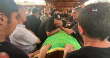 Kocaeli'de kaza: Baba ve oğul gözyaşlarıyla son yolculuğuna uğurlandı