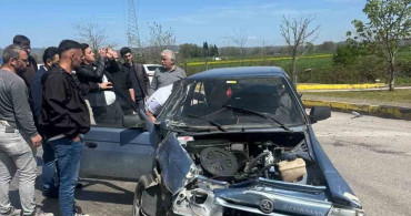 Kocaeli'de Otomobil ve Otobüs Çarpıştı: 1 Yaralı