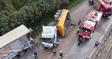 Kocaeli'de TEM Otoyolu'nda Zincirleme Kaza: 2 Kişi Hayatını Kaybetti