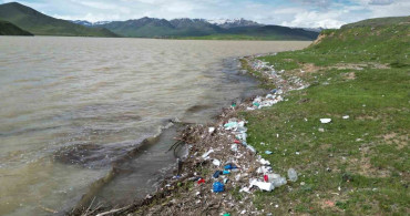 Koçköprü Barajı'ndaki Tehlikeli Çöp Sorunu