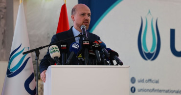 Köln'de Uluslararası Demokratlar Birliği'nin İftar Programı