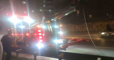 Kontrolden Çıkan Tır Trafiği Alt Üst Etti