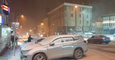 Konya ve Çevresinde Kar Yağışı Etkisini Gösterdi