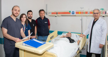 Konya'da 65 Yaşındaki Hastaya Başarılı Damar Operasyonu