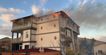 Konya'da Üç Katlı Binada Yangın Çıktı
