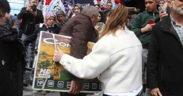 Konya'da Ucuz Televizyon İçin İzdiham