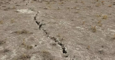 Konya'da Vahşi Sulama Hem Tarımı Bitiriyor Hem De Obruk Oluşumunu Artırıyor!