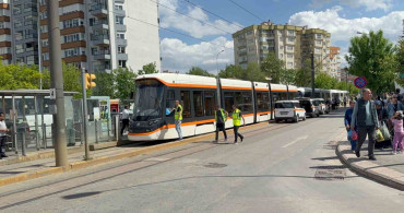 Kopan Yüksek Gerilim Teli Tramvay Seferlerini Aksattı