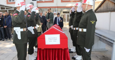 Kore Gazisi Ahmet Kartal Son Yolculuğuna Uğurlandı