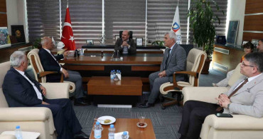 Körfez Ticaret Odası'nda Bayramlaşma ve İlçe Gündemi