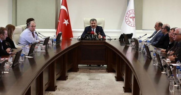 Koronavirüs Bilim Kurulu Milli Eğitim Bakanı ve YÖK Başkanı Eşliğinde Bir Araya Gelecek