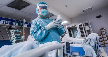 Koronavirüs bitiyor mu? Bilim kurulu üyesi Prof.Dr. Ateş Kara'dan umutlandıran açıklama: Sakin döneme girdik!