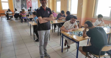 Köyceğiz'de Geleneksel Satranç Turnuvası Düzenlendi
