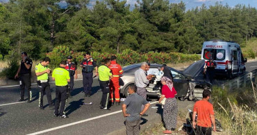 Köyceğiz'de Trafik Kazası; 3 Yaralı