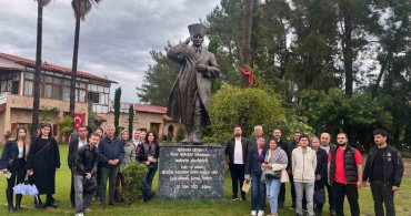 Kozan’ın Kurtuluş Yıl Dönümünde Öğrenciler Geçmişi İnceledi