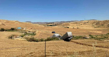 Kozluk'ta tır sulama kanalına düştü: 3 yaralı