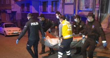 Küçükçekmece'de Karısını Defalarca Bıçaklayarak Öldürdü!