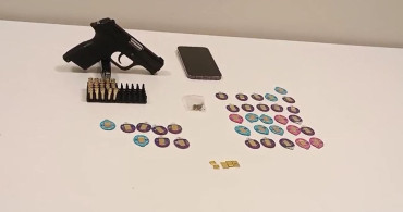 Küçükçekmece'de kuyumcuya sahte altın satan şüpheliler yakalandı