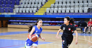 Küçükler Basketbol Grup Müsabakaları Afyonkarahisar'da Başladı