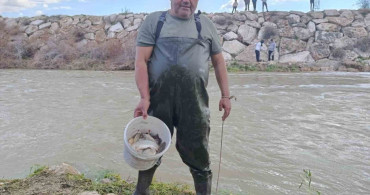 Kufi Çayı'nda 10 Yıl Aradan Sonra Balık Avı Başladı