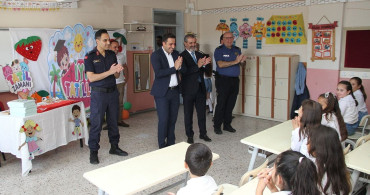 Kula’da 5 bin 557 öğrenci karne heyecanı yaşadı