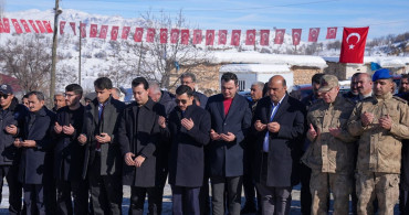 Kulp'ta 31 Yıl Önceki Terör Saldırısında Hayatını Kaybedenler Anıldı