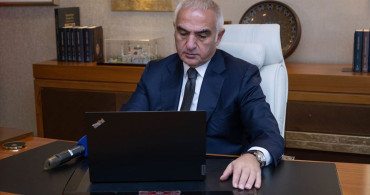 Kültür ve Turizm Bakanı Ersoy, AA'nın 'Yılın Kareleri' Oylamasında