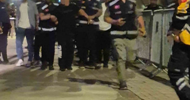 Kültür Yolu Festivali'nde Buray konserinde kavga
