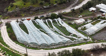 Kumluca'da Hortum Zararları İçin Hasar Tespit Çalışmaları Başladı