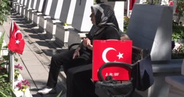Kurban Bayramı'nda Edirnekapı Şehitliği'ne Ziyaret