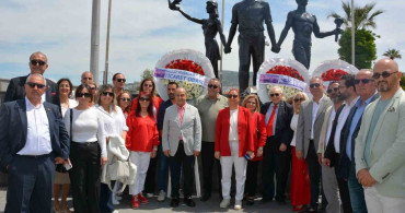 Kuşadası'nda 19 Mayıs Coşkusu