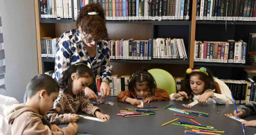 Kuşadası'nda Kütüphaneler Haftası Etkinlikleri Başladı