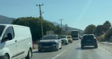 Kuşadası'nda milli park dönüşünde trafik yoğunluğu