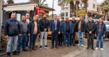 Kuşadası'nda Taksici Esnafı ile Toplantı Yapıldı