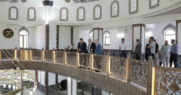 Kütahya valisi musa ışın, dini ihtisas merkezi camii inşaatında incelemelerde bulundu