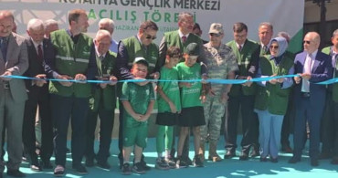 Kütahya Yeşilay Gençlik Merkezi ve Kafe1920 açıldı