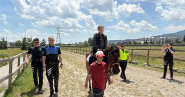 Kütahya'da Çocuklar için Motivasyon Kahvaltısı ve At Biniciliği Eğitimi