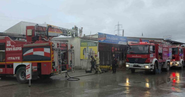 Kütahya'da Fatih Sanayi Sitesi'nde Yangın