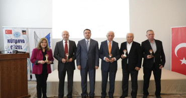 Kütahya'da Hisarlı Ahmet Sempozyumu ile Kültürel Miras Geleceğe Taşınıyor