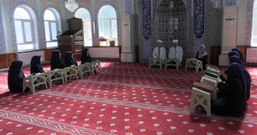 Kütahya'da İşitme Engellilerden Kur'an-ı Kerim Hatmi