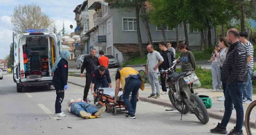 Kütahya'da Motosiklet Kazası: Yayaya Yol Veren Otomobile Çarpma