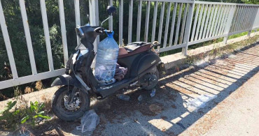 Kütahya'da Motosiklet ve Otomobil Çarpışması: Bir Sürücü Ağır Yaralandı