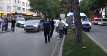 Kütahya'da üç aracın karıştığı trafik kazası: 2 yaralı