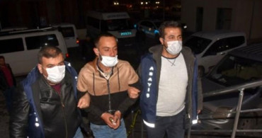 Kütahya'da Villalardan Altın Çalan Hırsız Yoldakilere Para Dağıttı