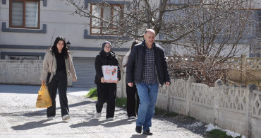 Kütahya'da Zimem Defteri Geleneğiyle Öğrenciler Yardıma Koştu