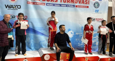 Kütahyalı İdil Çakır Türkiye İkincisi Oldu